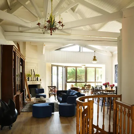Villa Avec Piscine Chauffee Et Magnifique Vue Royan