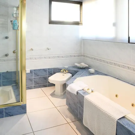 Avec Piscine Chauffee Et Magnifique Vue Royan