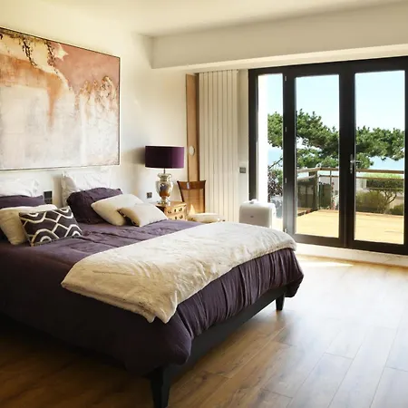 Avec Piscine Chauffee Et Magnifique Vue Villa Royan