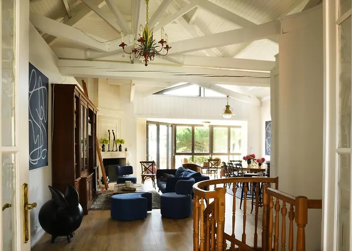 Villa Avec Piscine Chauffée Et Magnifique Vue Royan