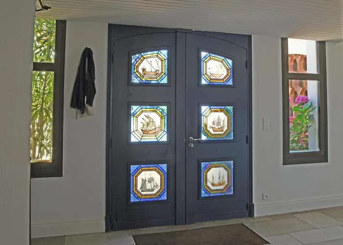 Avec Piscine Chauffée Et Magnifique Vue *