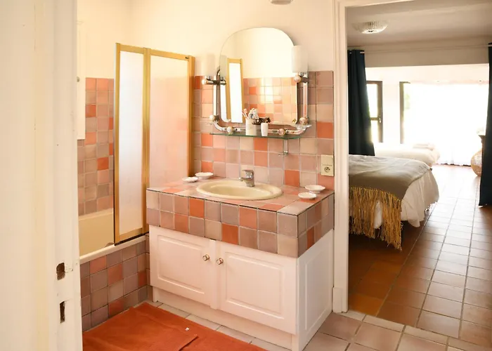 Avec Piscine Chauffée Et Magnifique Vue * Royan