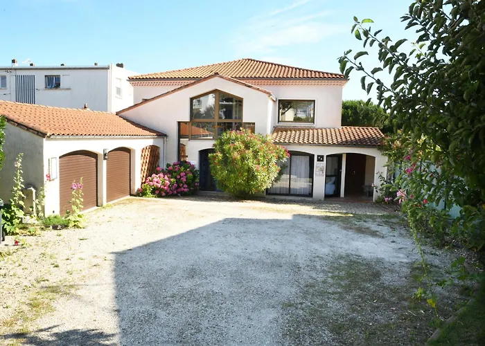 Villa Avec Piscine Chauffée Et Magnifique Vue Royan