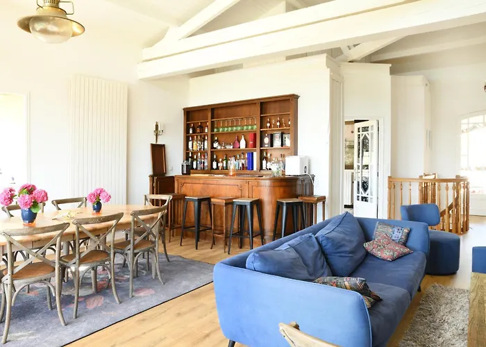 Avec Piscine Chauffée Et Magnifique Vue * Royan